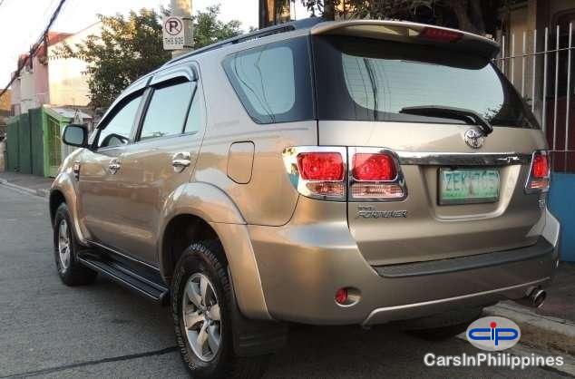 Toyota Fortuner in Bataan