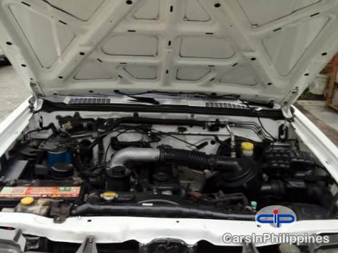 Nissan Frontier - image 3