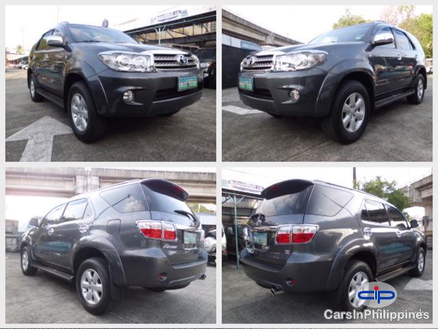 Toyota Fortuner Automatic 2010
