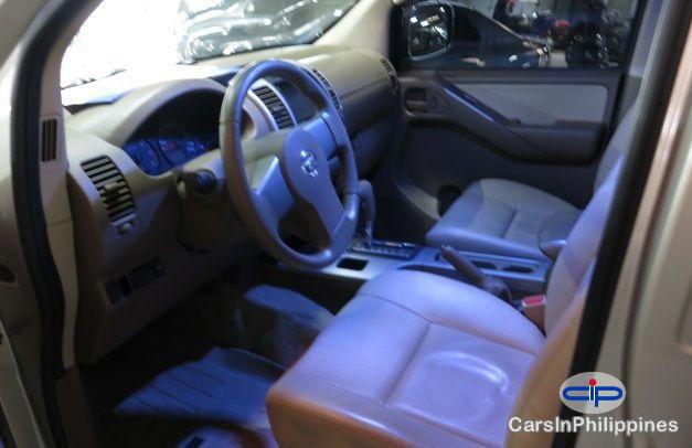 Nissan Navara Automatic 2013 in Metro Manila