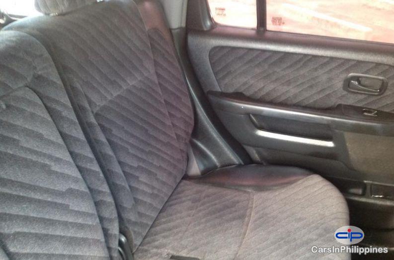 Honda CR-V Manual 2005 - image 4