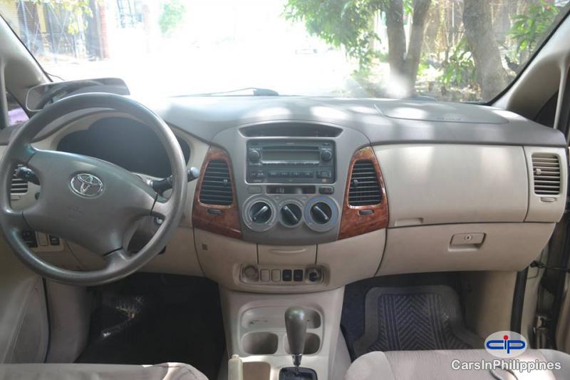Toyota Innova Automatic 2007 in Aurora - image