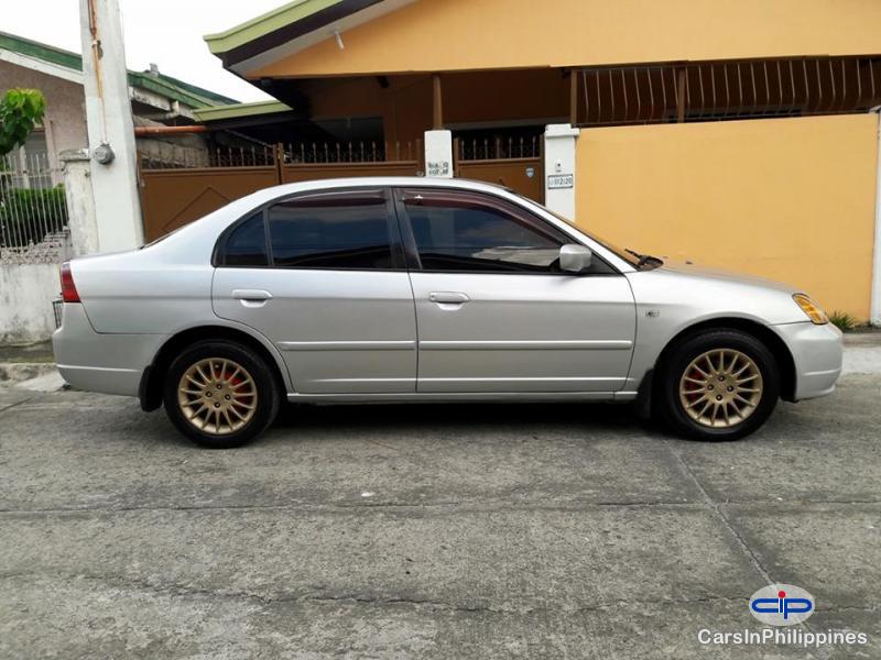 Honda Civic Automatic - image 7