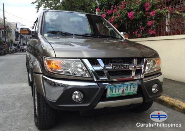 Picture of Isuzu Automatic 2010