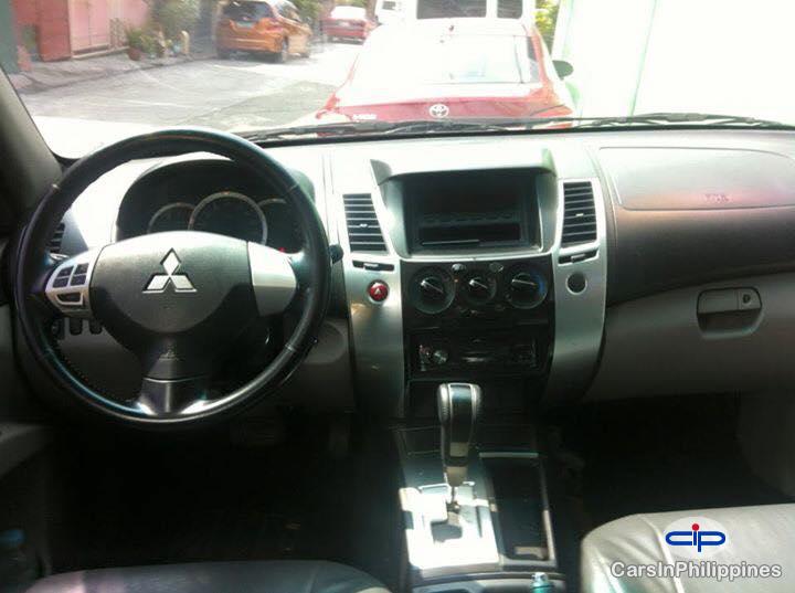 Mitsubishi Montero Sport Automatic 2010