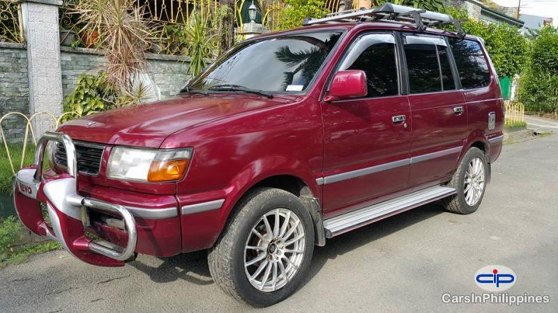 Toyota Revo Automatic - image 4