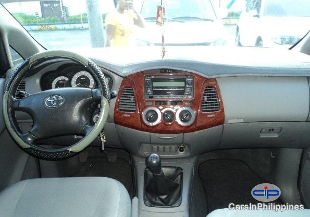 Toyota Innova Manual 2009 in Rizal