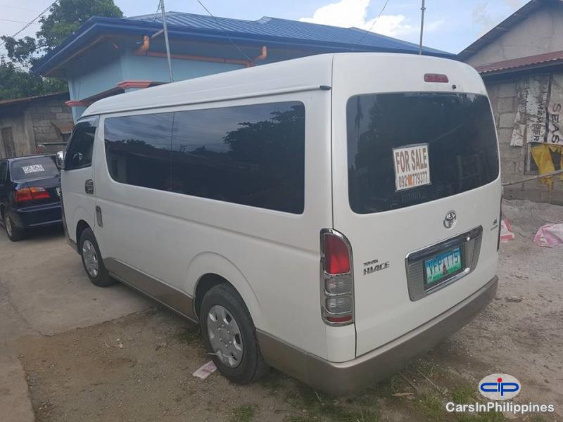 Toyota Granvia Automatic - image 2
