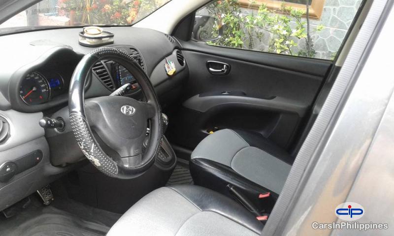 Hyundai i10 Automatic 2011 in Pampanga