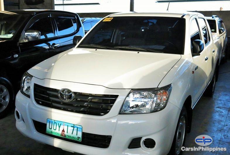 Picture of Toyota Hilux Manual 2013