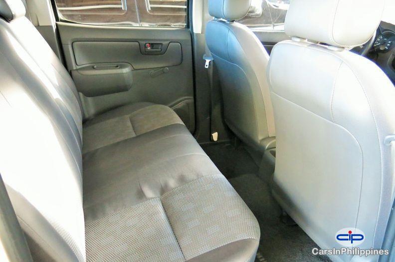 Toyota Hilux Manual 2013 in Philippines