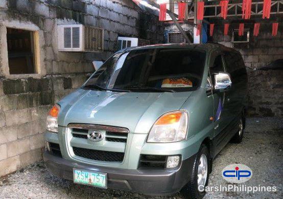Picture of Hyundai Starex