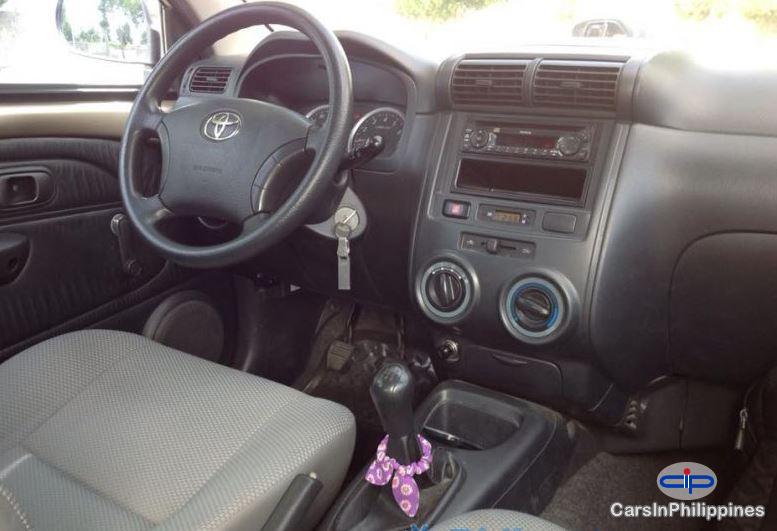 Toyota Avanza - image 2