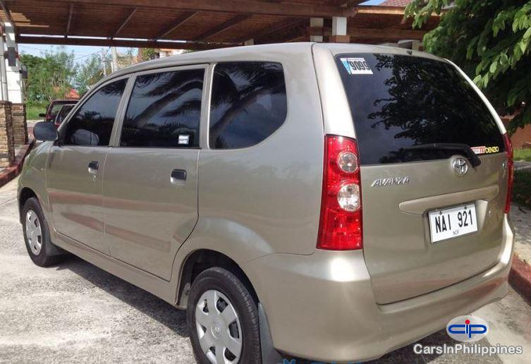 Toyota Avanza - image 3