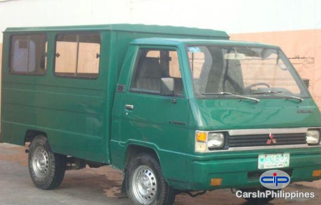 Pictures of Mitsubishi L300