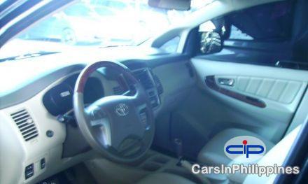 Toyota Innova Automatic 2013 - image 4