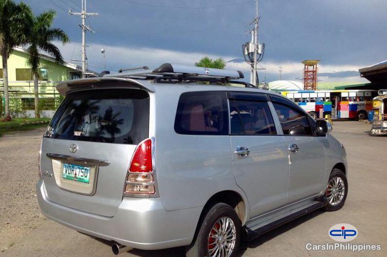 Picture of Toyota Innova in Aurora