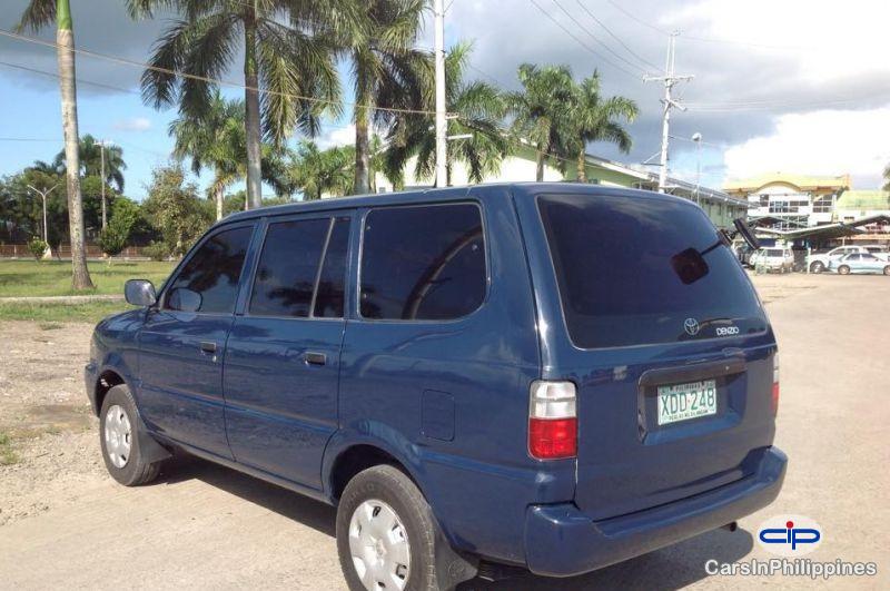 Toyota Revo Manual 2002