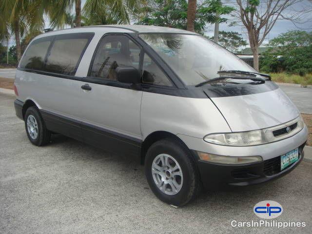 Pictures of Toyota Estima Automatic 2003