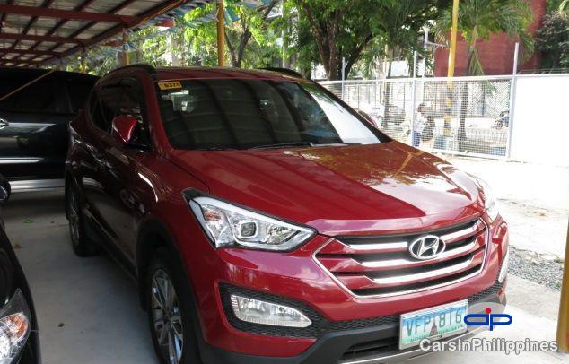 Pictures of Hyundai Santa Fe Automatic 2013