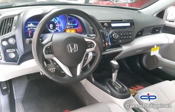 Honda CR-Z Automatic - image 3