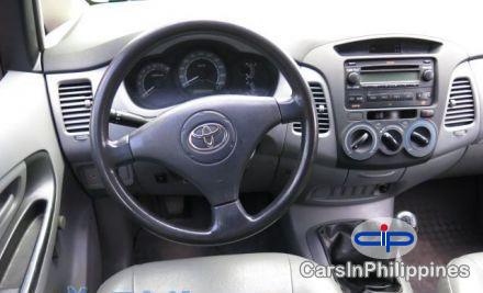 Toyota Innova Automatic 2008 - image 4
