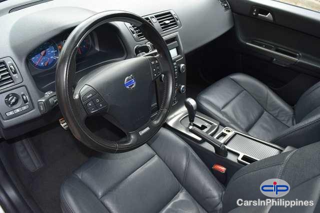 Volvo S40 Automatic 2009 - image 2