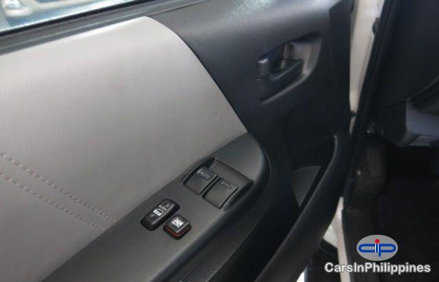 Toyota Hiace Automatic 2010 - image 5
