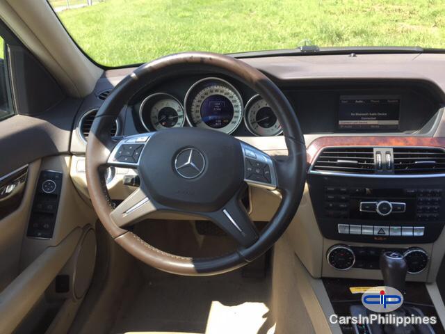 Mercedes Benz C-Class Automatic 2014 - image 4