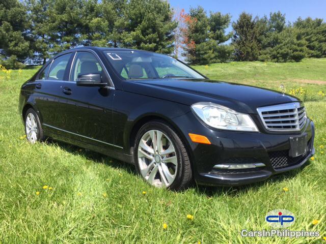 Mercedes Benz C-Class Automatic 2014 - image 6