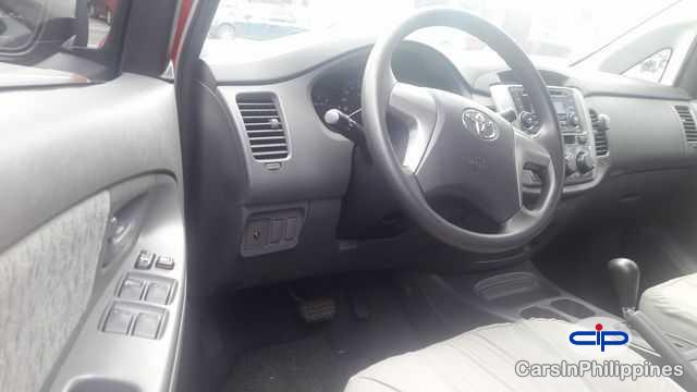 Toyota Innova Automatic 2013 - image 3