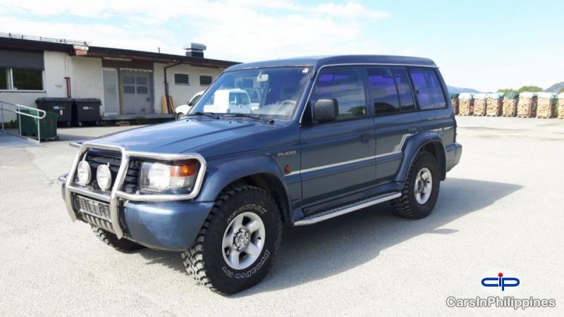 Pictures of Mitsubishi Pajero Manual 1993