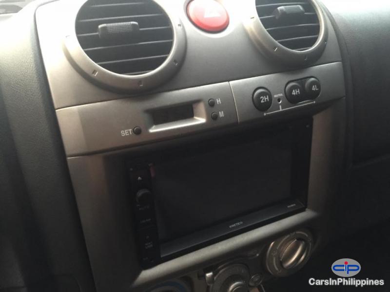 Isuzu D-Max Manual - image 3