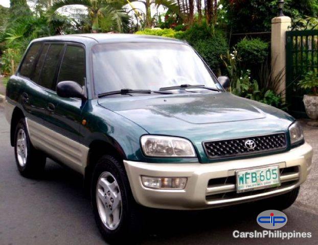 Toyota RAV4 Automatic 1998 - image 3