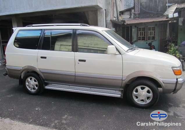 Picture of Toyota Revo