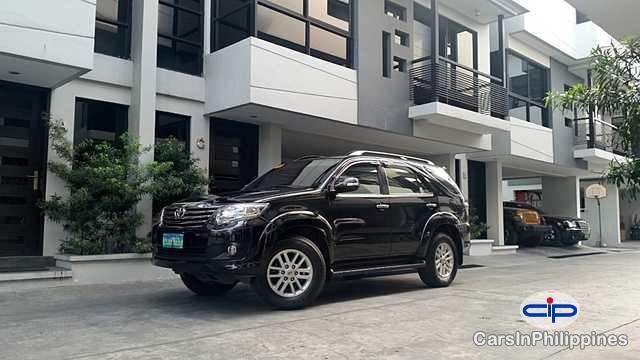 Picture of Toyota Fortuner Automatic 2012