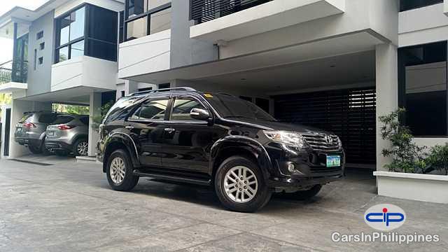 Toyota Fortuner Automatic 2012