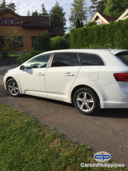 Toyota Avensis Manual 2012