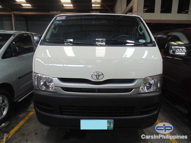 Picture of Toyota Hiace Manual 2010