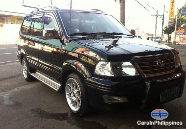 Picture of Toyota Revo Automatic 2004