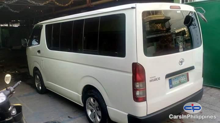 Toyota Hiace 2012