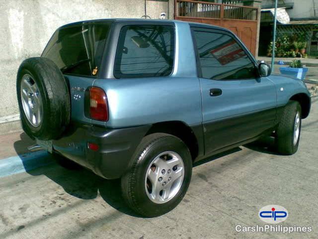 Toyota RAV4 Automatic 1997 - image 3
