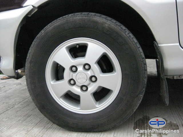 Mitsubishi Adventure Manual 1998