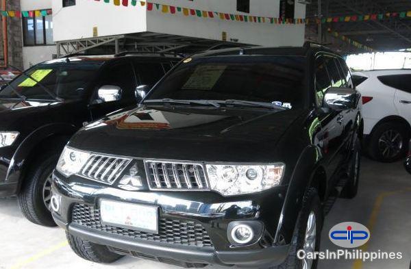 Picture of Mitsubishi Montero Sport