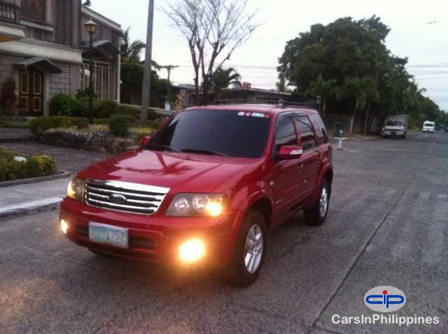 Pictures of Ford Escape Automatic