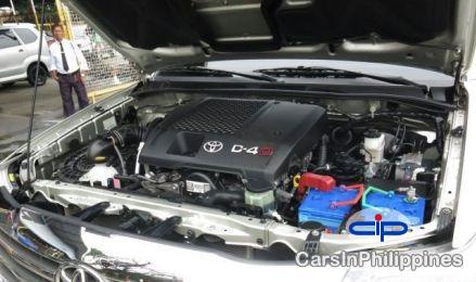 Toyota Fortuner Automatic 2013 - image 10