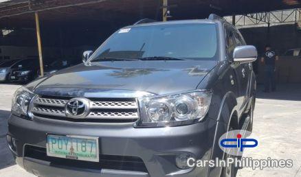 Toyota Fortuner Automatic 2011