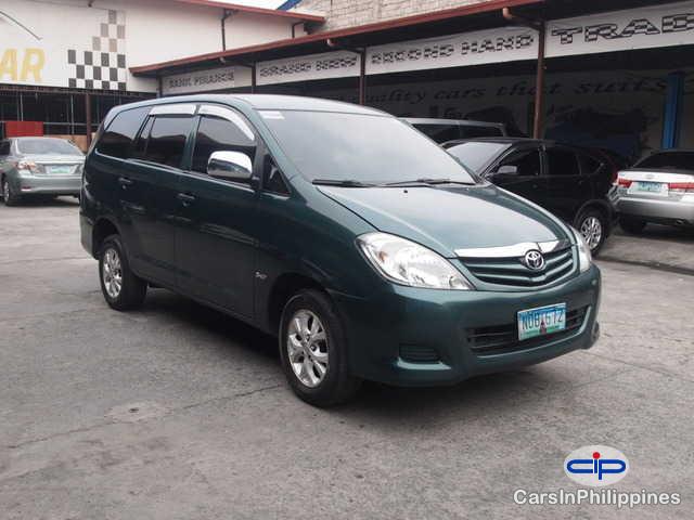 Picture of Toyota Innova Automatic 2010