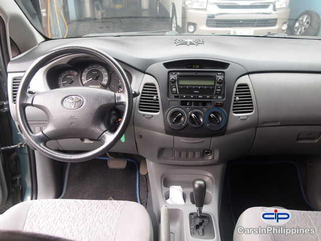 Toyota Innova Automatic 2010