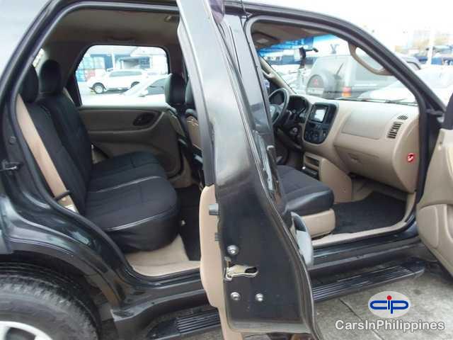 Ford Escape Manual - image 2